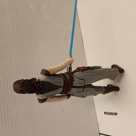 Rey Star Wars Action Figure Blue Light Saber - Picture 4 of 7